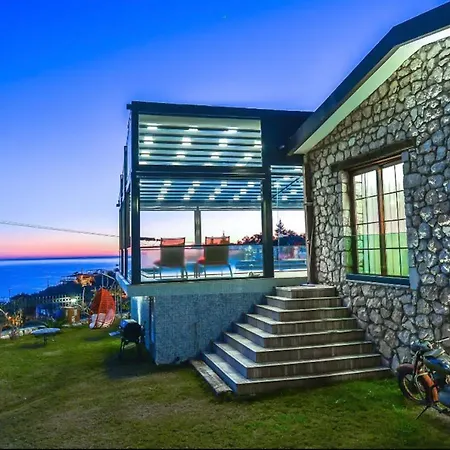 Kalabantia House 4* 페티예